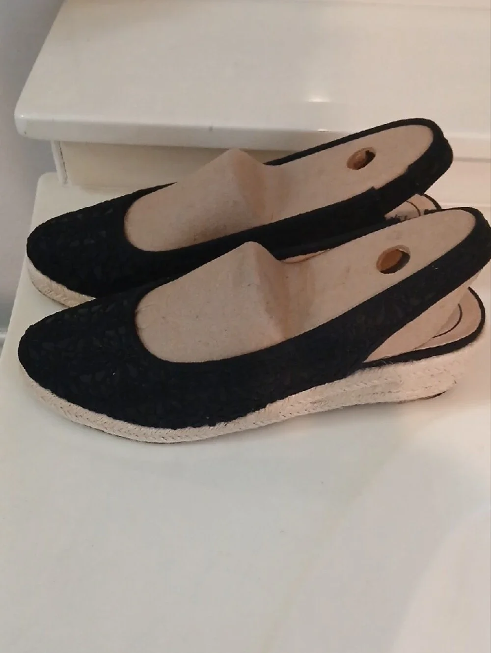 Life Stride Black Lace Espadrille Flats with Jute Trim
